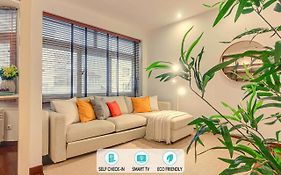 Quiet Urban Apartment
